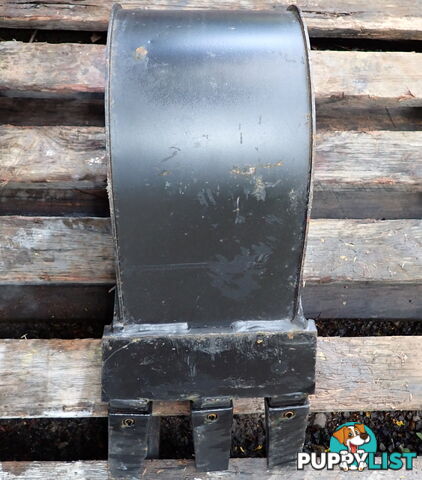 New 1-3 ton (30mm pin) 200mm Excavator GP Digging & Trenching Bucket