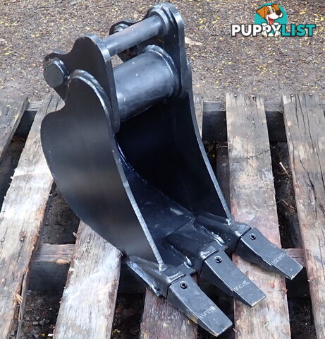 New 1-3 ton (30mm pin) 200mm Excavator GP Digging & Trenching Bucket