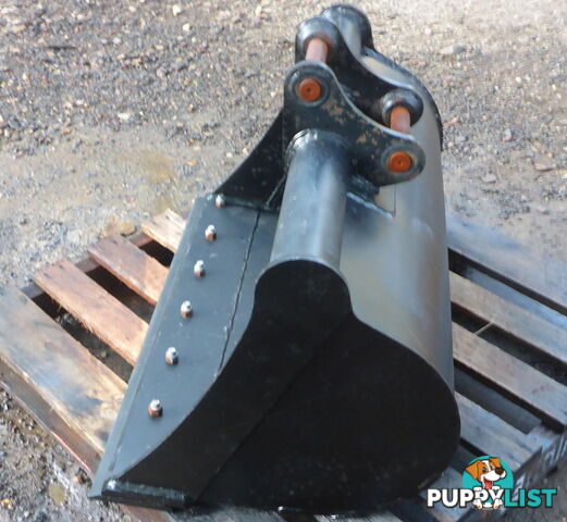 New 1.5-4 ton (35mm pin) 1000mm AHE Excavator Mud Batter Bucket (high capacity)