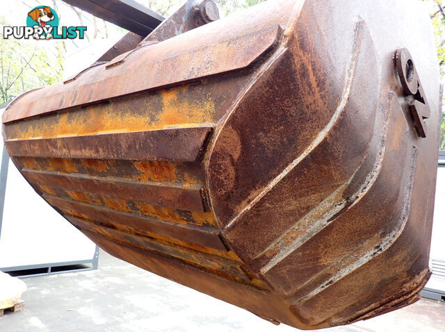 23-48 ton (100mm / 90mm pin) 2600mm OZ Excavator Mud Batter Bucket suit Cat 336