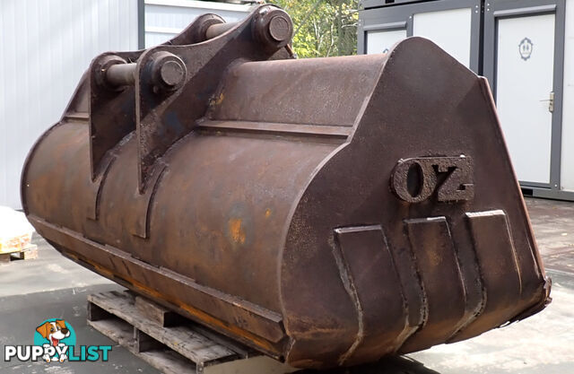 23-48 ton (100mm / 90mm pin) 2600mm OZ Excavator Mud Batter Bucket suit Cat 336