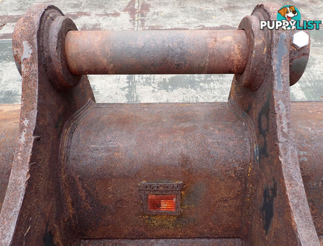 23-48 ton (100mm / 90mm pin) 2600mm OZ Excavator Mud Batter Bucket suit Cat 336
