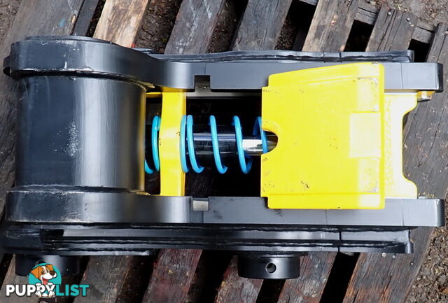 90mm pin Hitch grabs 80 & 90mm buckets, New Doherty D-Lock Quick Hitch