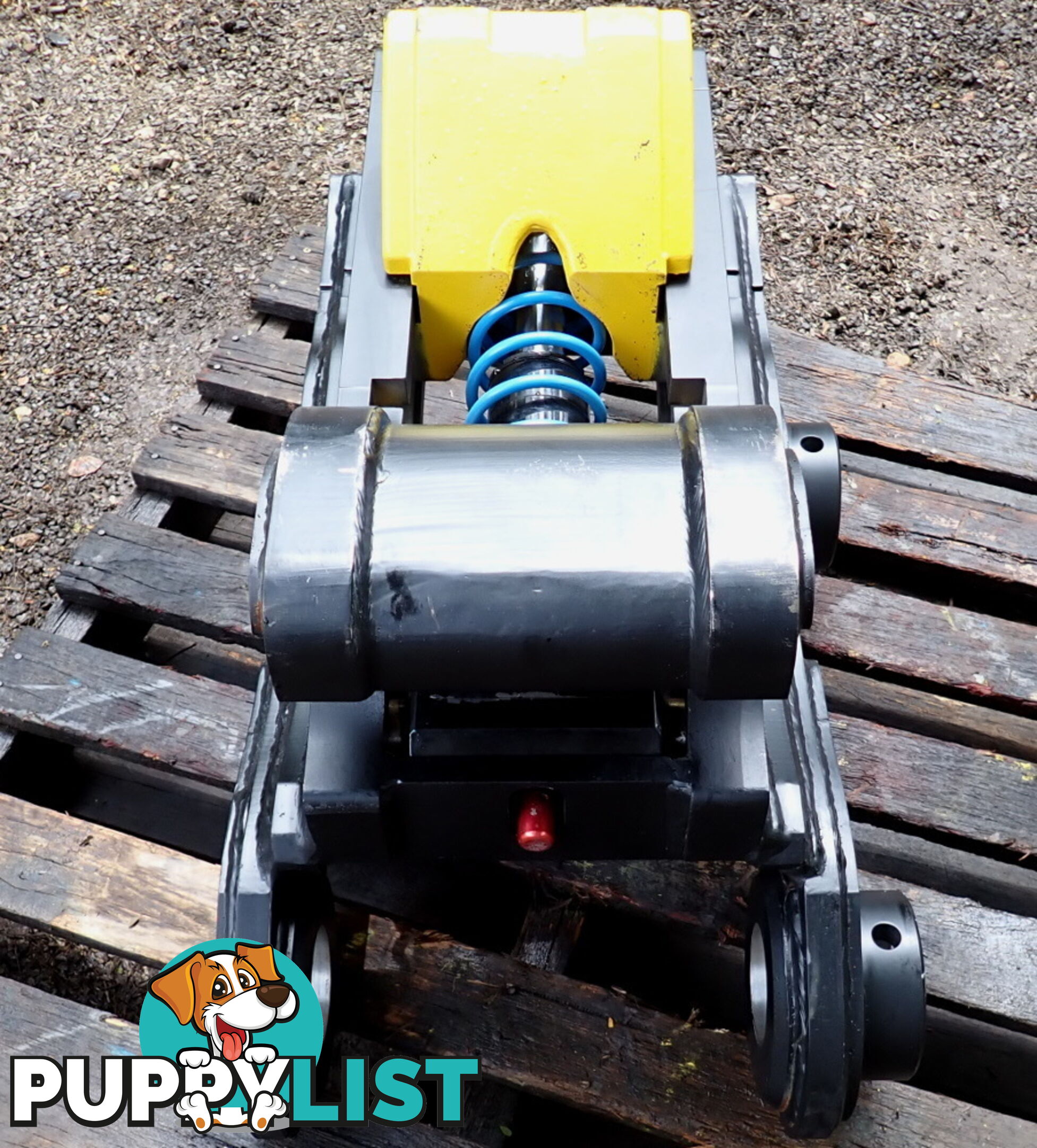 90mm pin Hitch grabs 80 & 90mm buckets, New Doherty D-Lock Quick Hitch