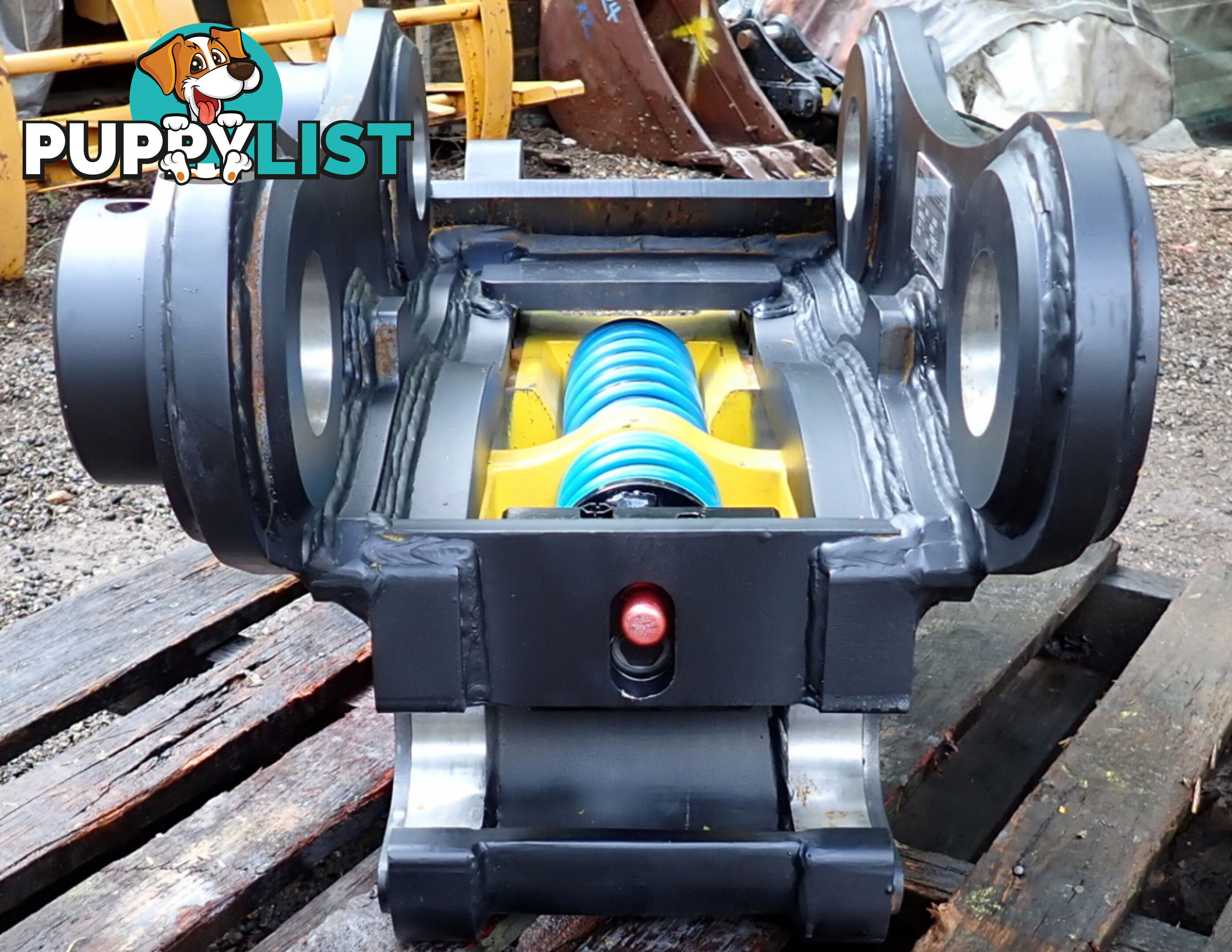 90mm pin Hitch grabs 80 & 90mm buckets, New Doherty D-Lock Quick Hitch