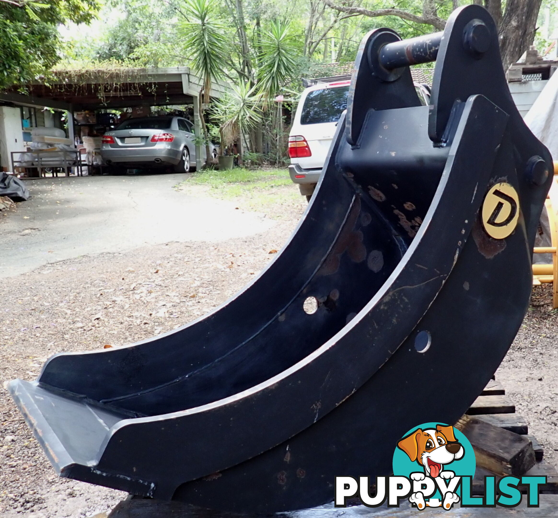 New 15-32 ton (80mm pin) 600mm Doherty Excavator Cleanup Gummy Bucket