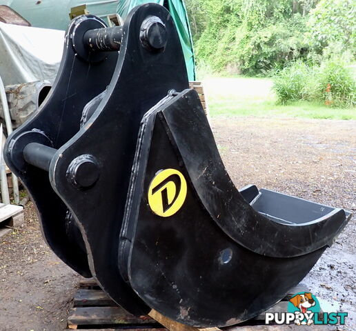 New 15-32 ton (80mm pin) 600mm Doherty Excavator Cleanup Gummy Bucket