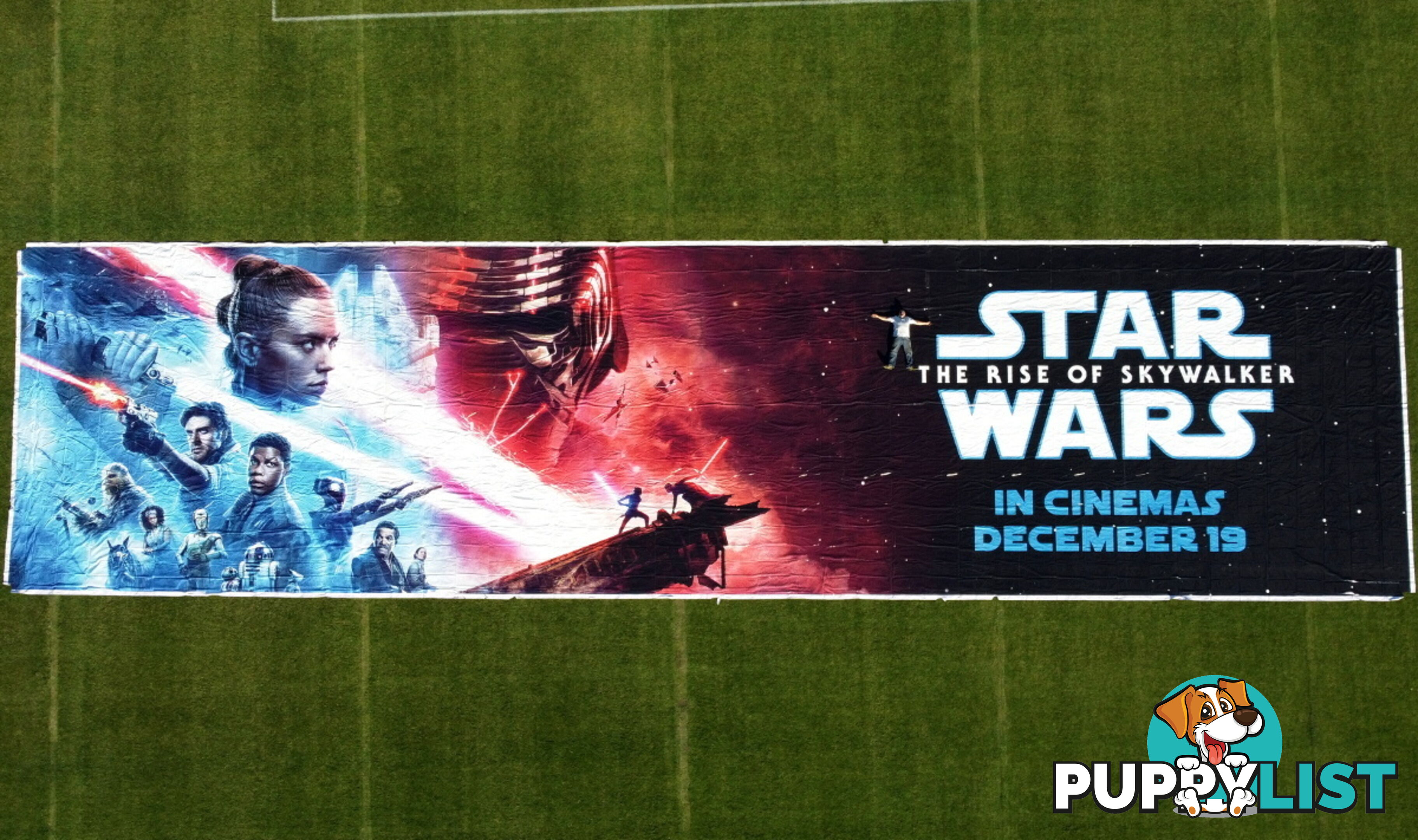 World's Largest Star Wars Poster 40m x 10m (400m2)