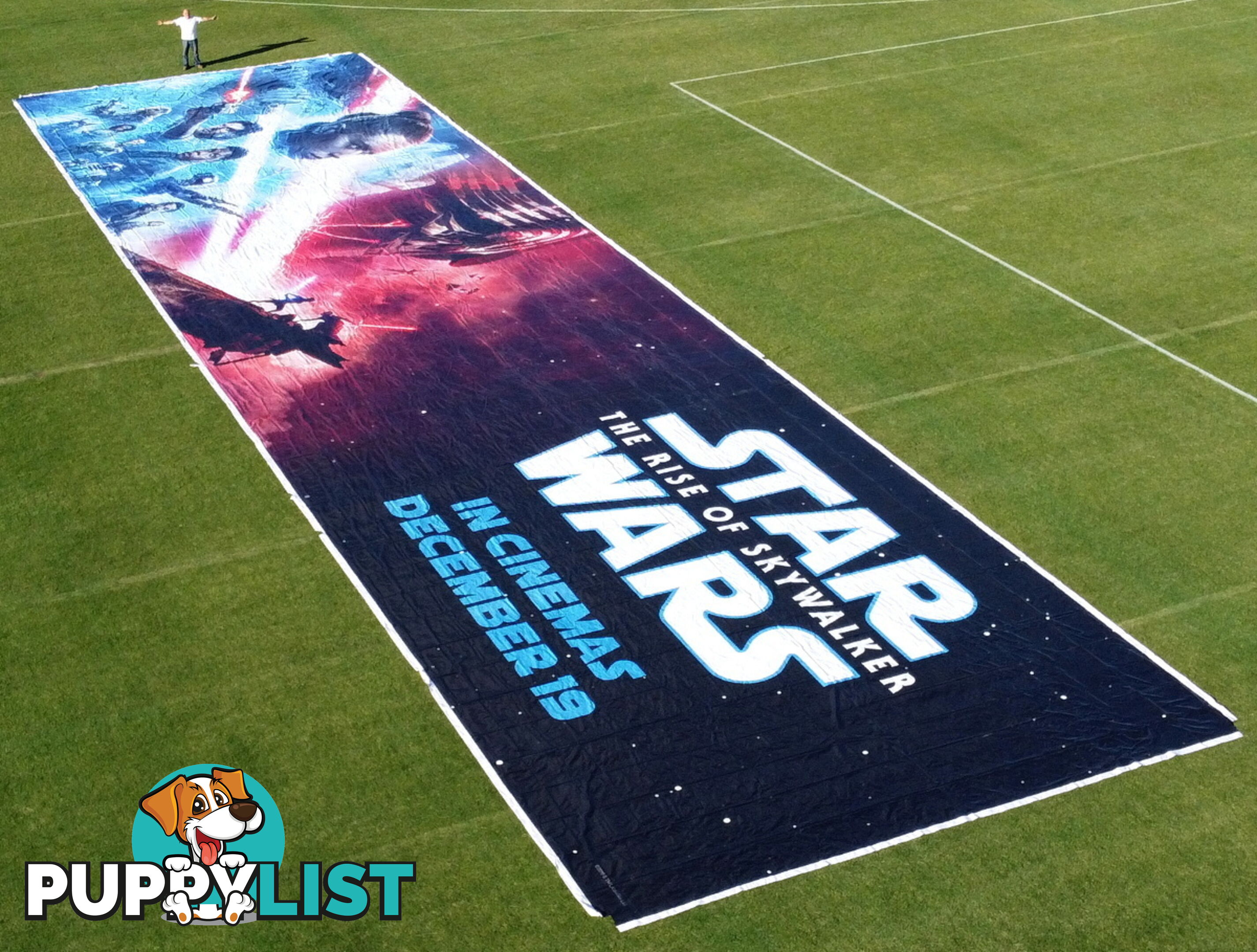 World's Largest Star Wars Poster 40m x 10m (400m2)