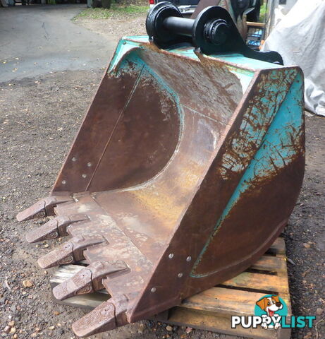 15-30 ton (80mm pin) 1200mm Kobelco Excavator GP Digging Bucket