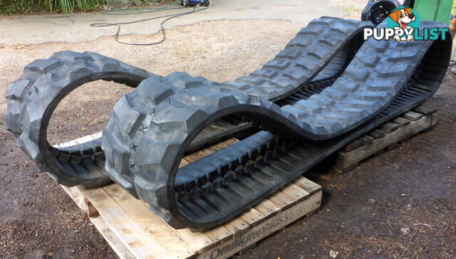 Genuine Komatsu PC95 Excavator Rubber Tracks 450x76x84