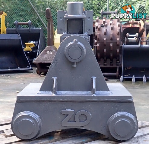 30-50 ton (100mm pin) OZ Buckets Excavator Auger Headstock Hitch Mount