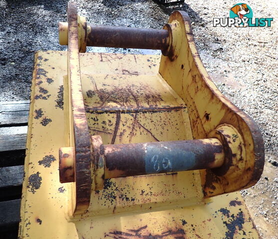 12-23 ton (70mm pin) Excavator Headstock Hitch Mounting Plate suit Cat