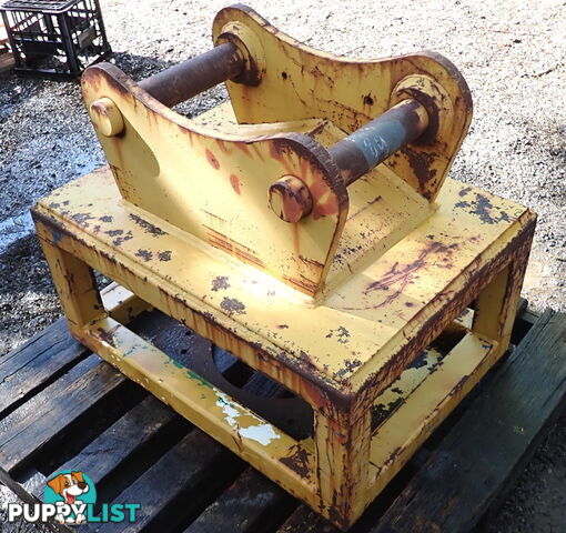 12-23 ton (70mm pin) Excavator Headstock Hitch Mounting Plate suit Cat