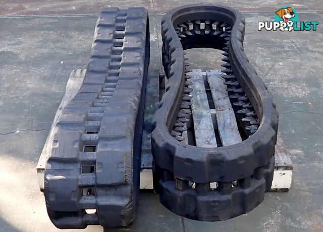 2 John Deere Track Loader / Excavator Rubber Tracks 320x86x52 suit Bobcat, JD, Komatsu, Kubota etc