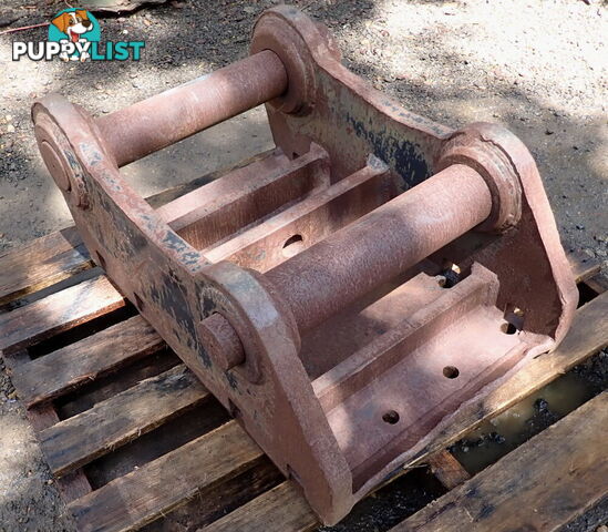 25-46 ton (110/100/80mm pin) Excavator Headstock Hitch Mounting Plate