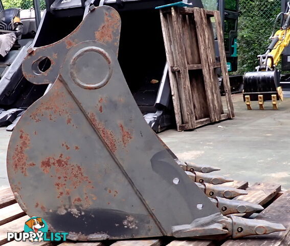 New 4-12 ton 850mm AHE Excavator / Backhoe GP Digging Bucket, Partial Headstock