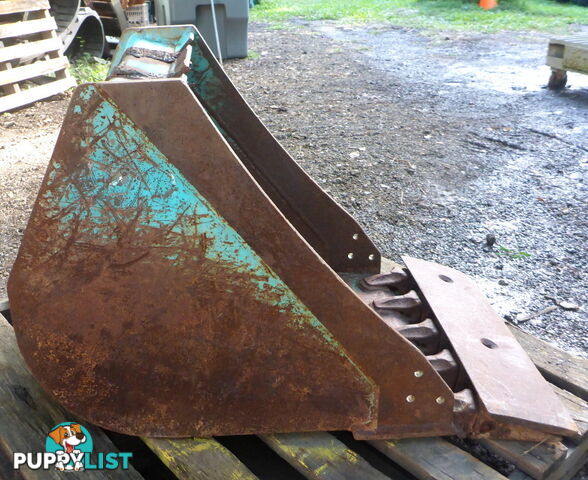 4-12 ton 600mm Norm Excavator Trenching Gummy Bucket Needs Headstock