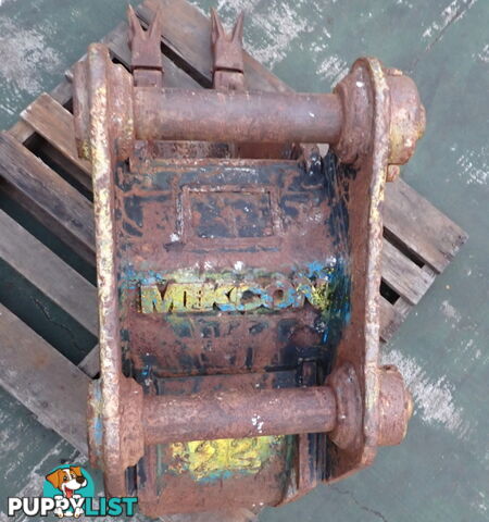 9-22 ton (65mm pin) Boss 280mm Heavy Duty Excavator Trenching Bucket