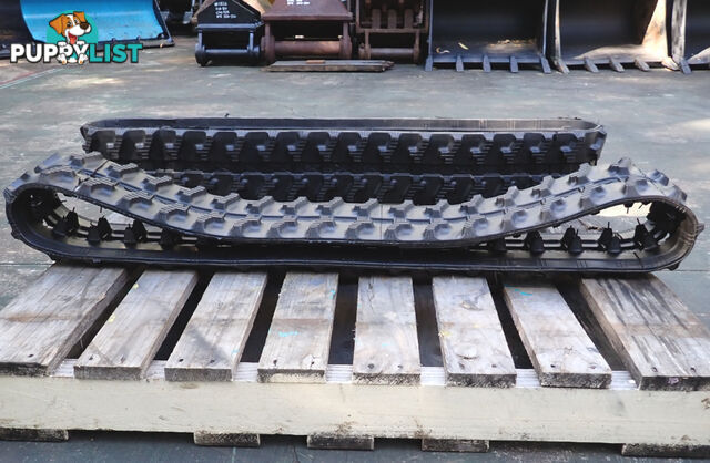 2 New Mini Excavator Rubber Tracks 180x72x37 suit Kobelco, Komatsu, Kubota, Yanmar etc