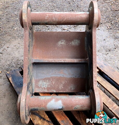 35-80 ton (130/115mm pin) Excavator Headstock Hitch Mounting Plate