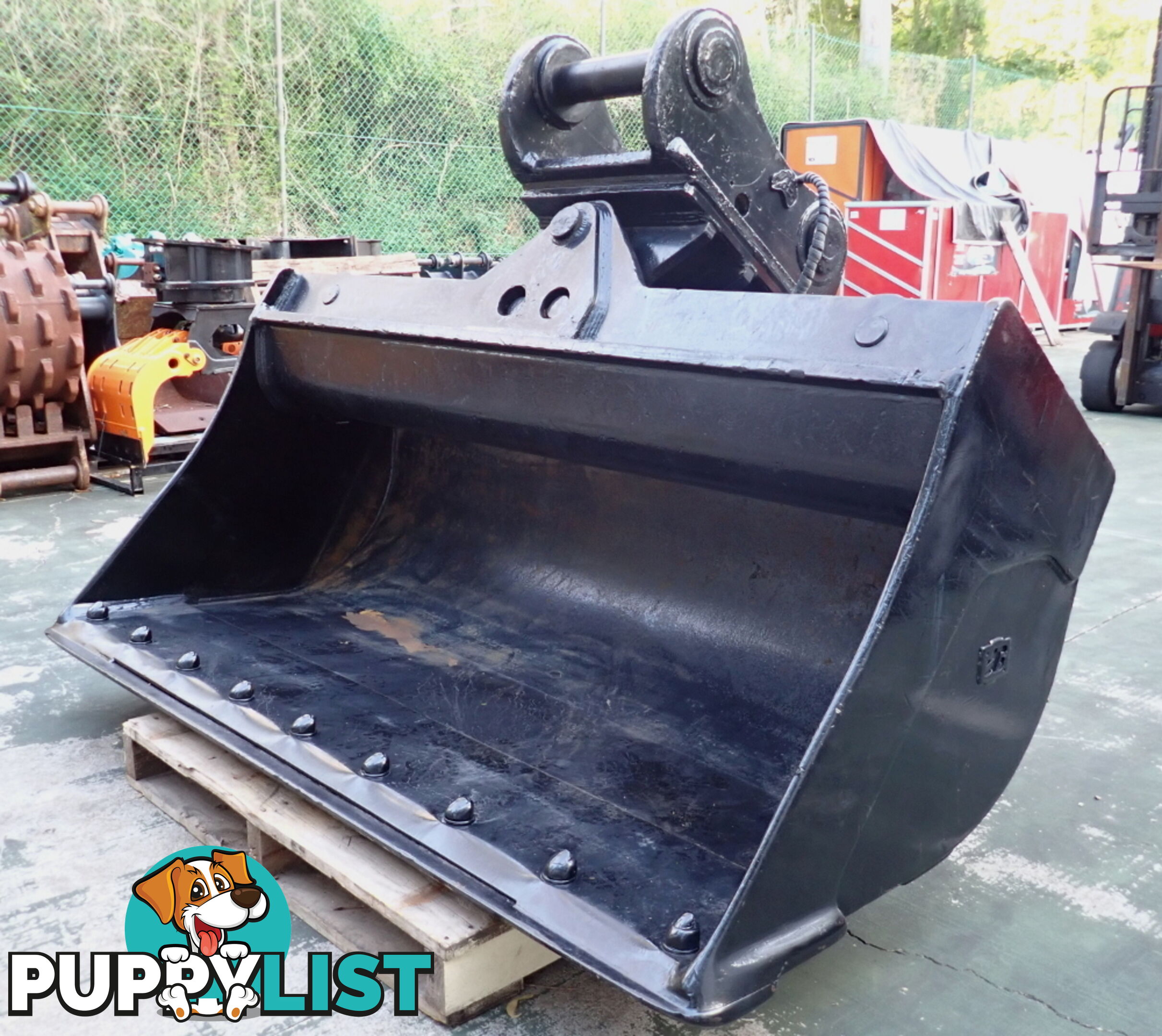 22-47 ton (90mm pin) 2100mm JB/AHE Excavator Tilting Mud Batter Bucket