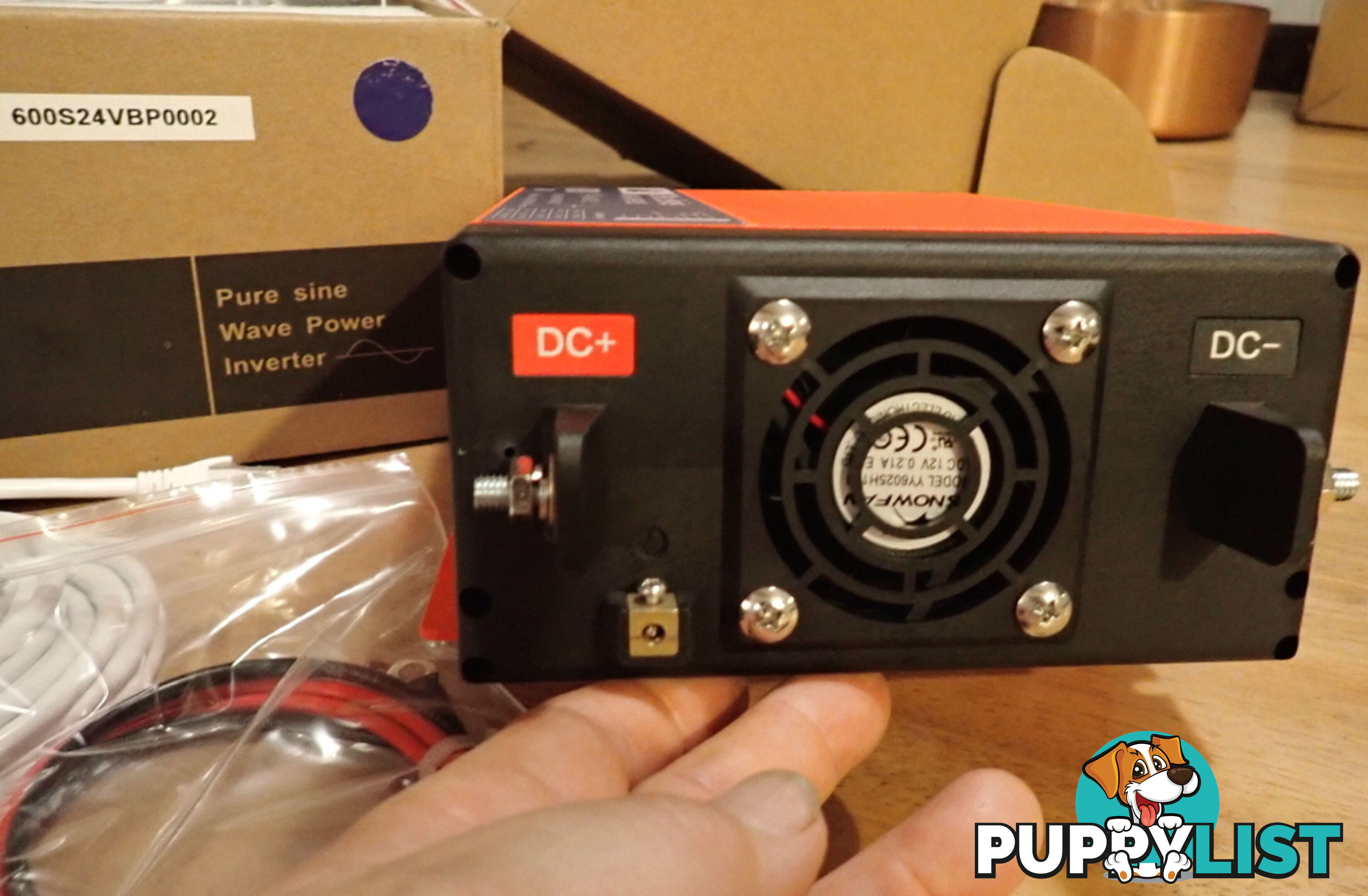 RRP $560. New 600w (1800w peak) 24Vdc-240Vac Pure Sine Wave Smart Power Inverter