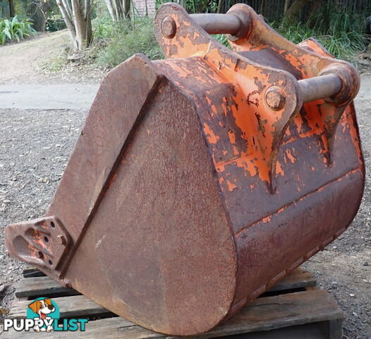 9-20 ton (65mm pin) 900mm Excavator GP Digging Bucket with Sidecutters