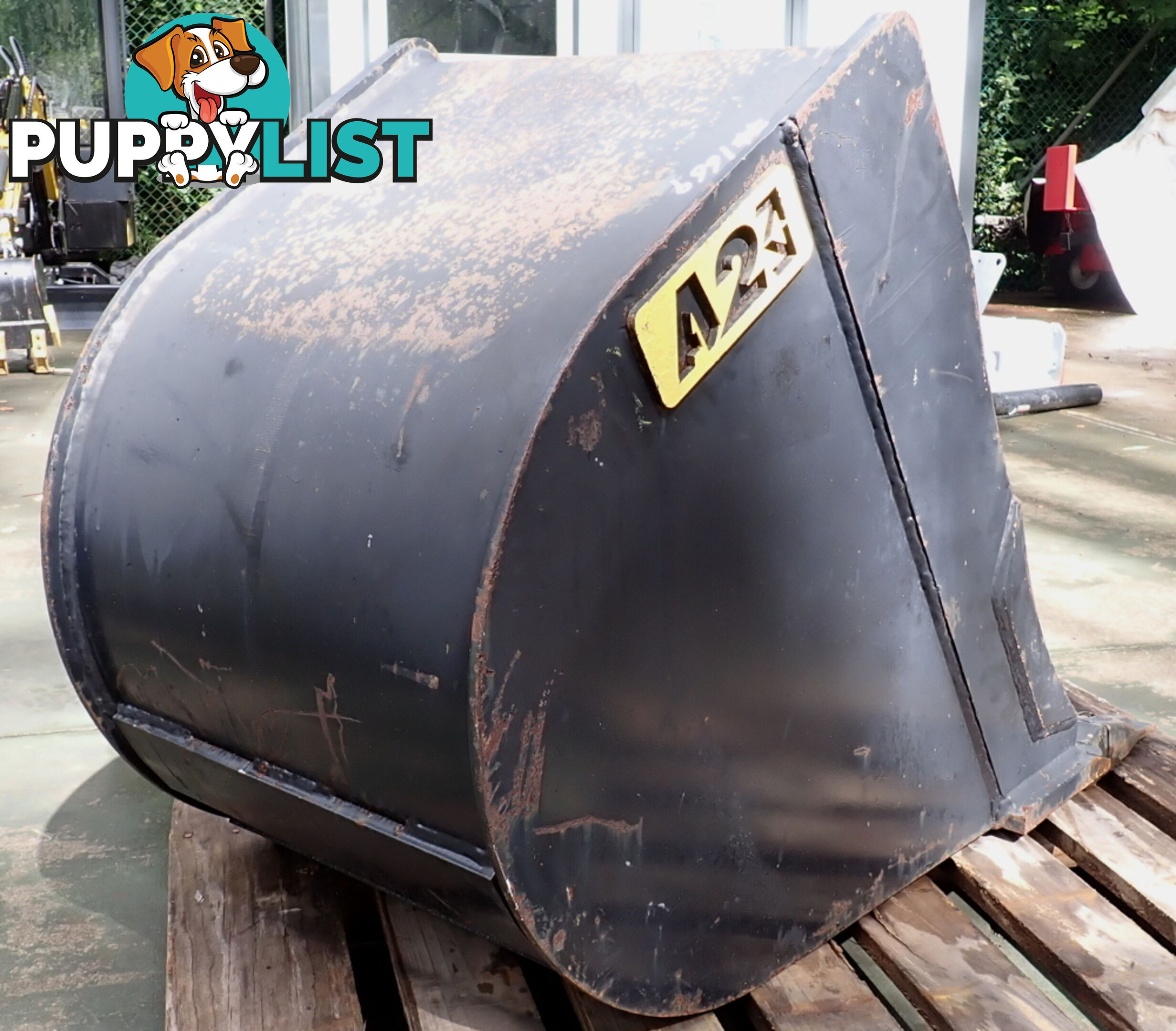 New 4-15 ton 550mm Attach2 Excavator Trenching & GP Bucket, No Headstock