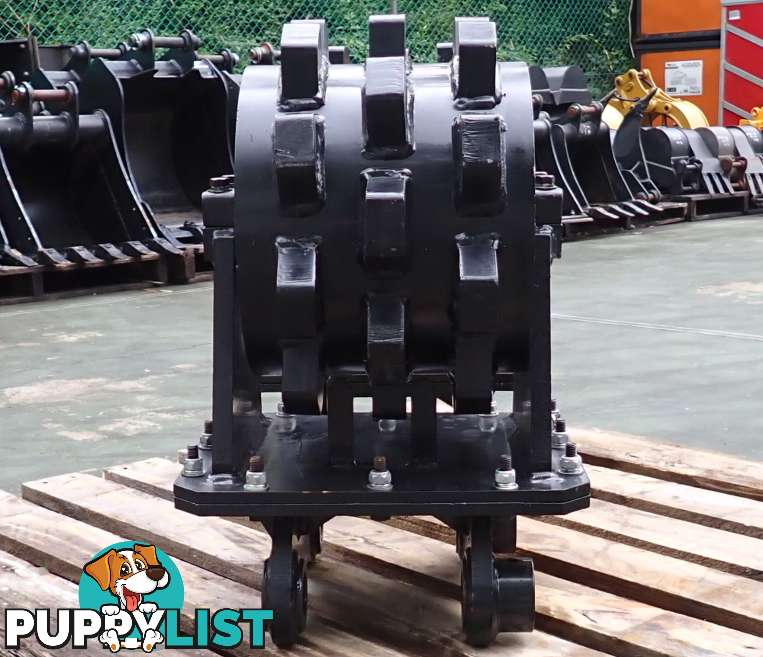 New 3-8 ton (45mm or 40mm pin) Excavator Roller Compaction Wheel