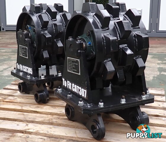 New 3-8 ton (45mm or 40mm pin) Excavator Roller Compaction Wheel