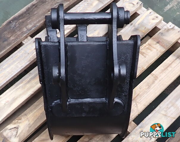 New 1.5-4 ton (35mm or 38mm pin) OZ 350mm Excavator GP Trenching Bucket