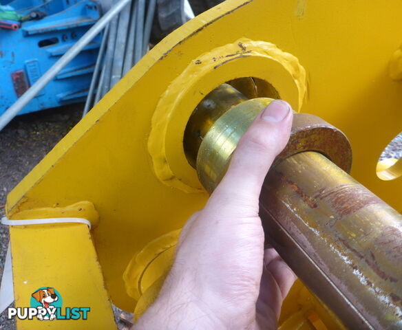 New 8-20 ton (65mm Pin) Excavator 5 Finger Mechanical Grapple Grab