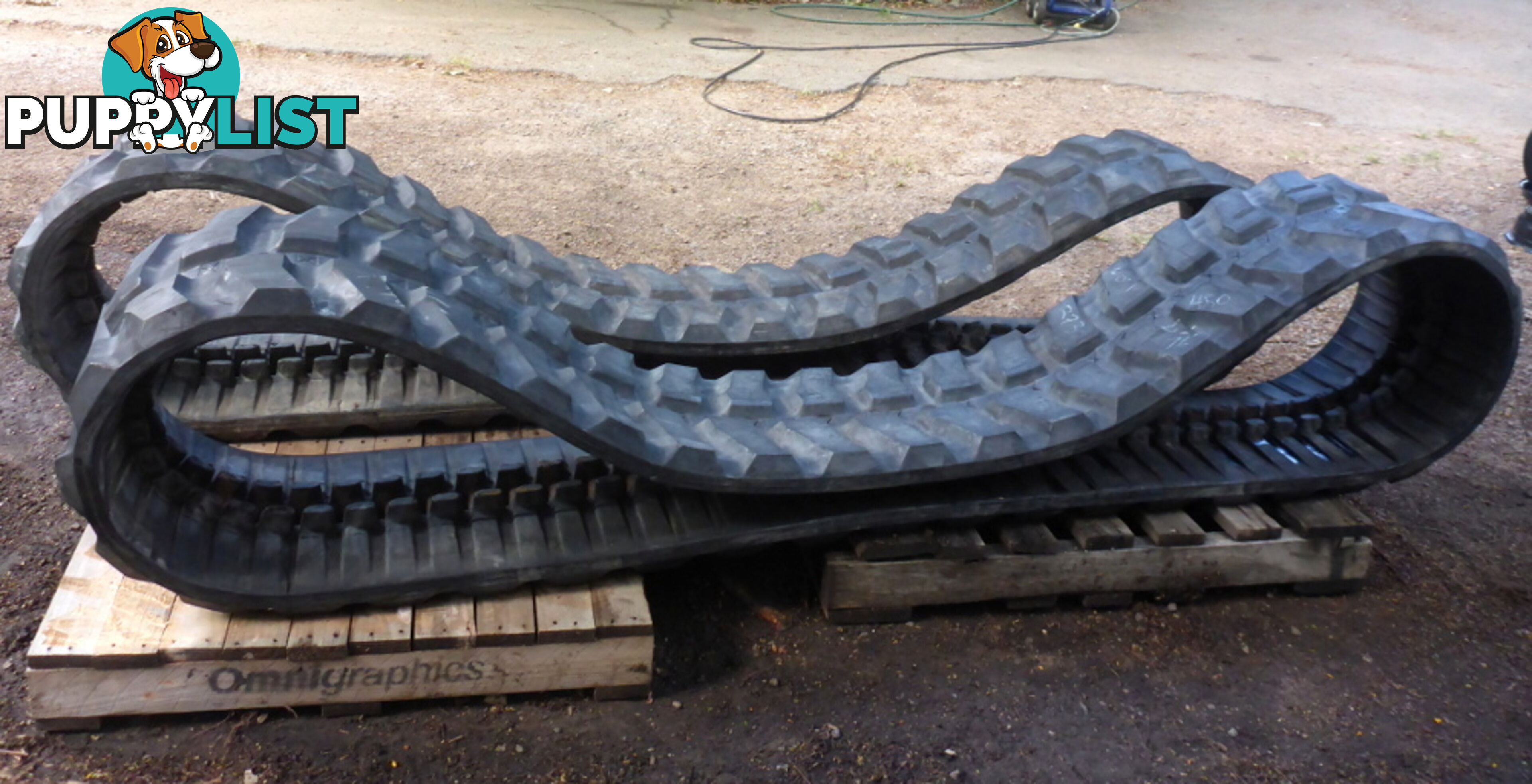 Genuine Komatsu PC95 Excavator Rubber Tracks 450x76x84