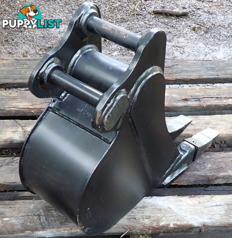 New 1-3 ton (30mm pin) 200mm Excavator GP Digging & Trenching Bucket