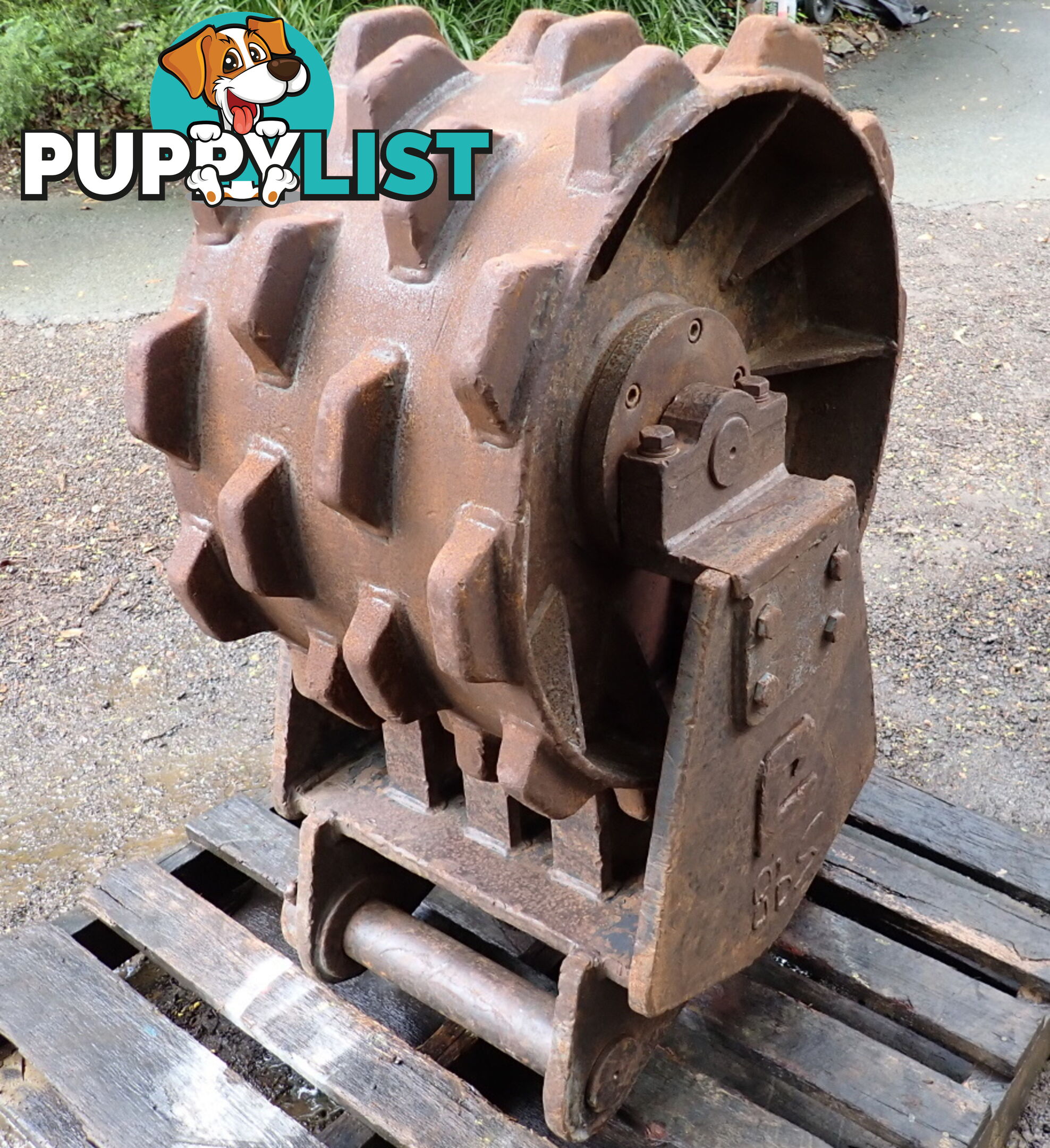 16-32 ton (80mm pin) 450mm Excavator Compaction Wheel