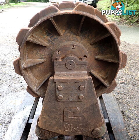 16-32 ton (80mm pin) 450mm Excavator Compaction Wheel