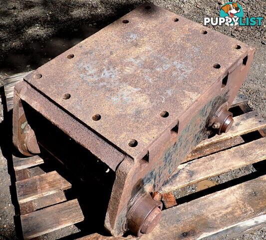 25-46 ton (110/100/80mm pin) Excavator Headstock Hitch Mounting Plate