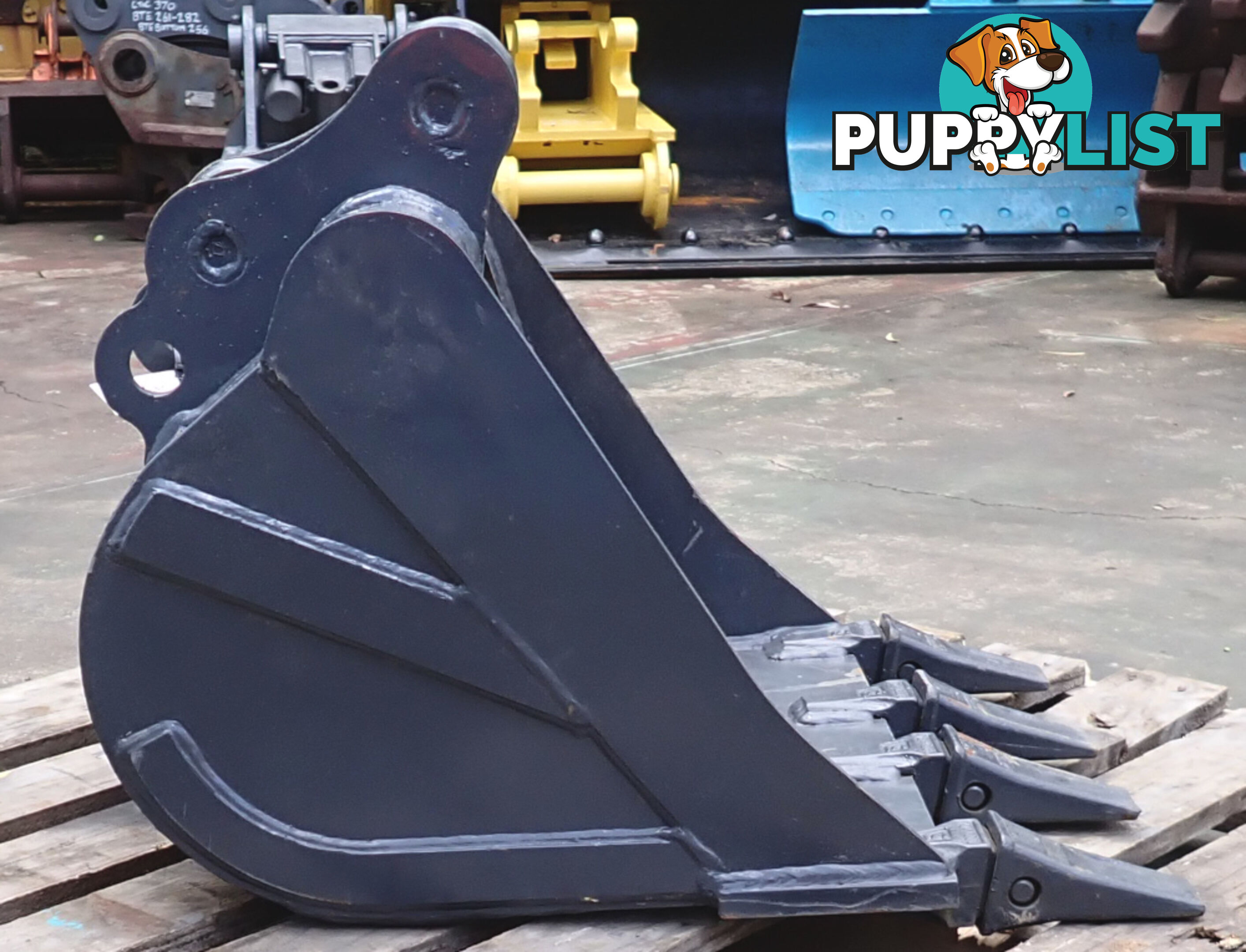 New 3-5 ton (38mm or 40mm pin) LG 600mm Excavator GP Digging Bucket suit Airman, Hitachi etc
