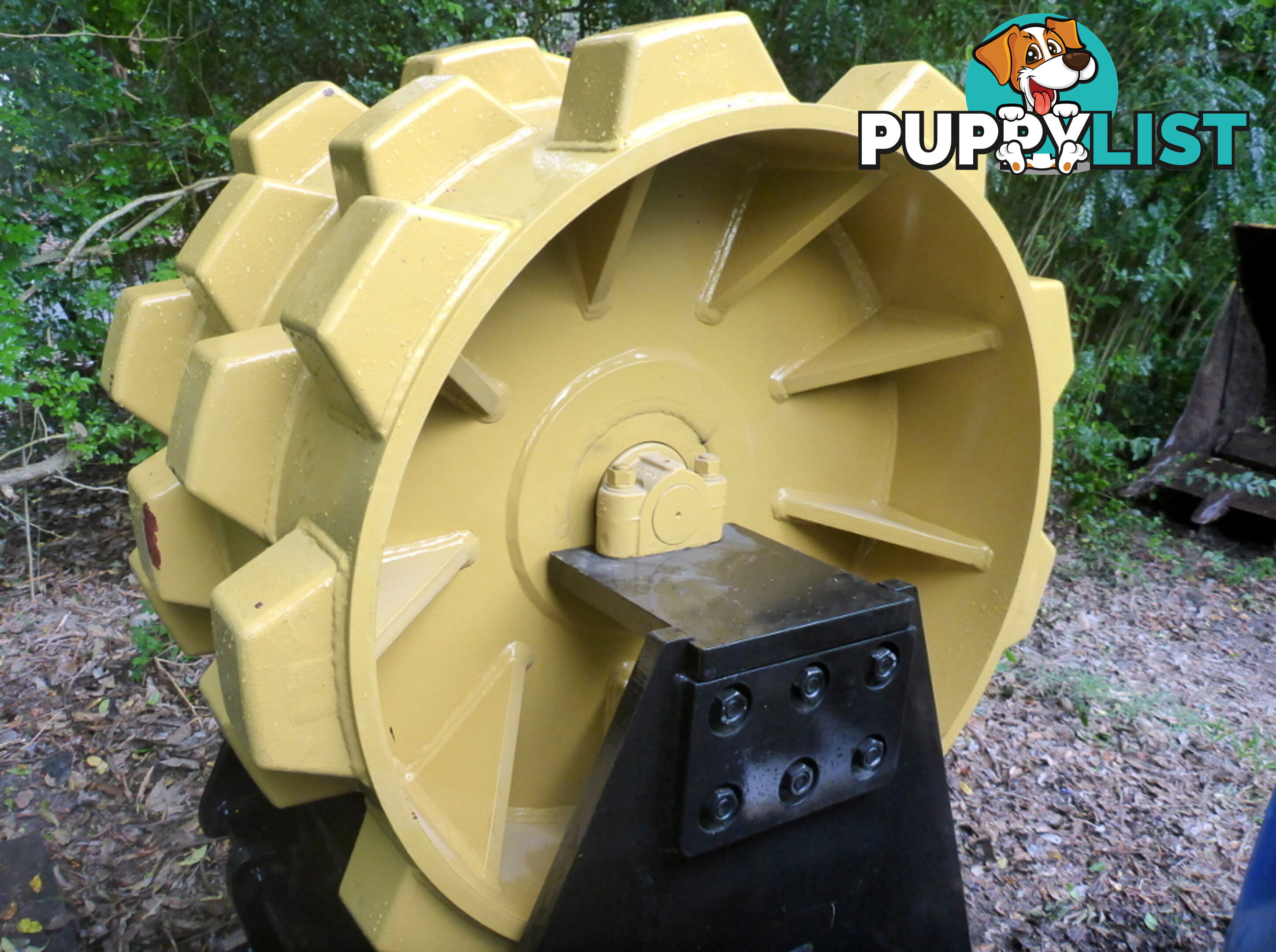 New 25-50 ton (100/90/80mm pin) 810mm Excavator Compaction Wheel