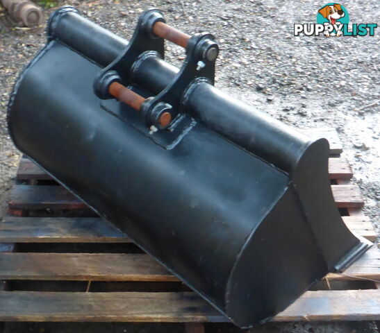 New 1.5-4 ton (35mm pin) 1000mm AHE Excavator Mud Batter Bucket (high capacity)