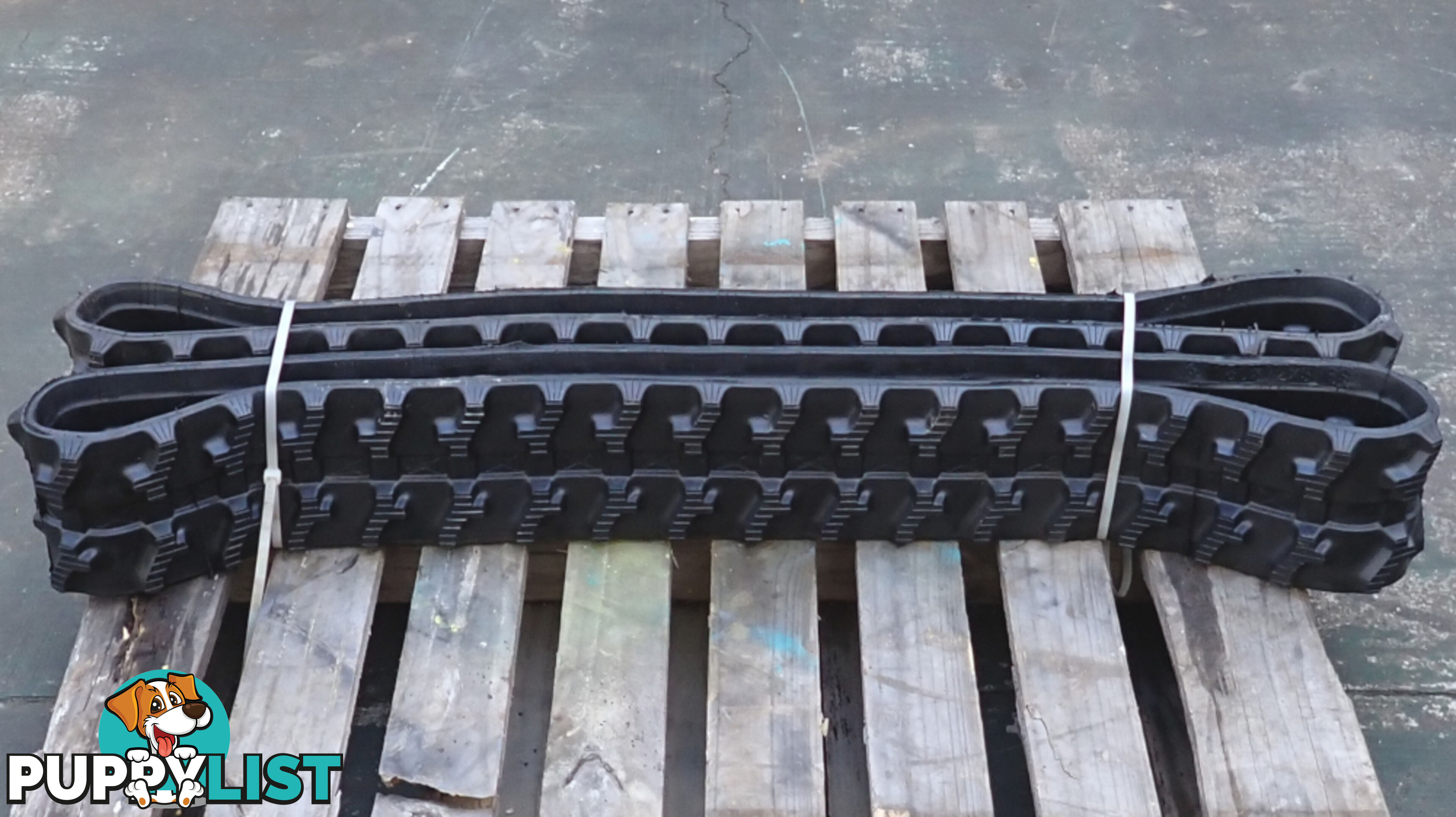 2 New Mini Excavator Rubber Tracks 180x72x37 suit Kobelco, Komatsu, Kubota, Yanmar etc