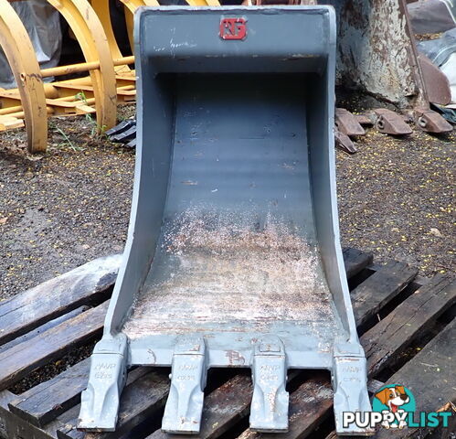 New 4-15 ton 600mm Doherty Excavator Deep Trenching Banana GP Bucket, No Headstock