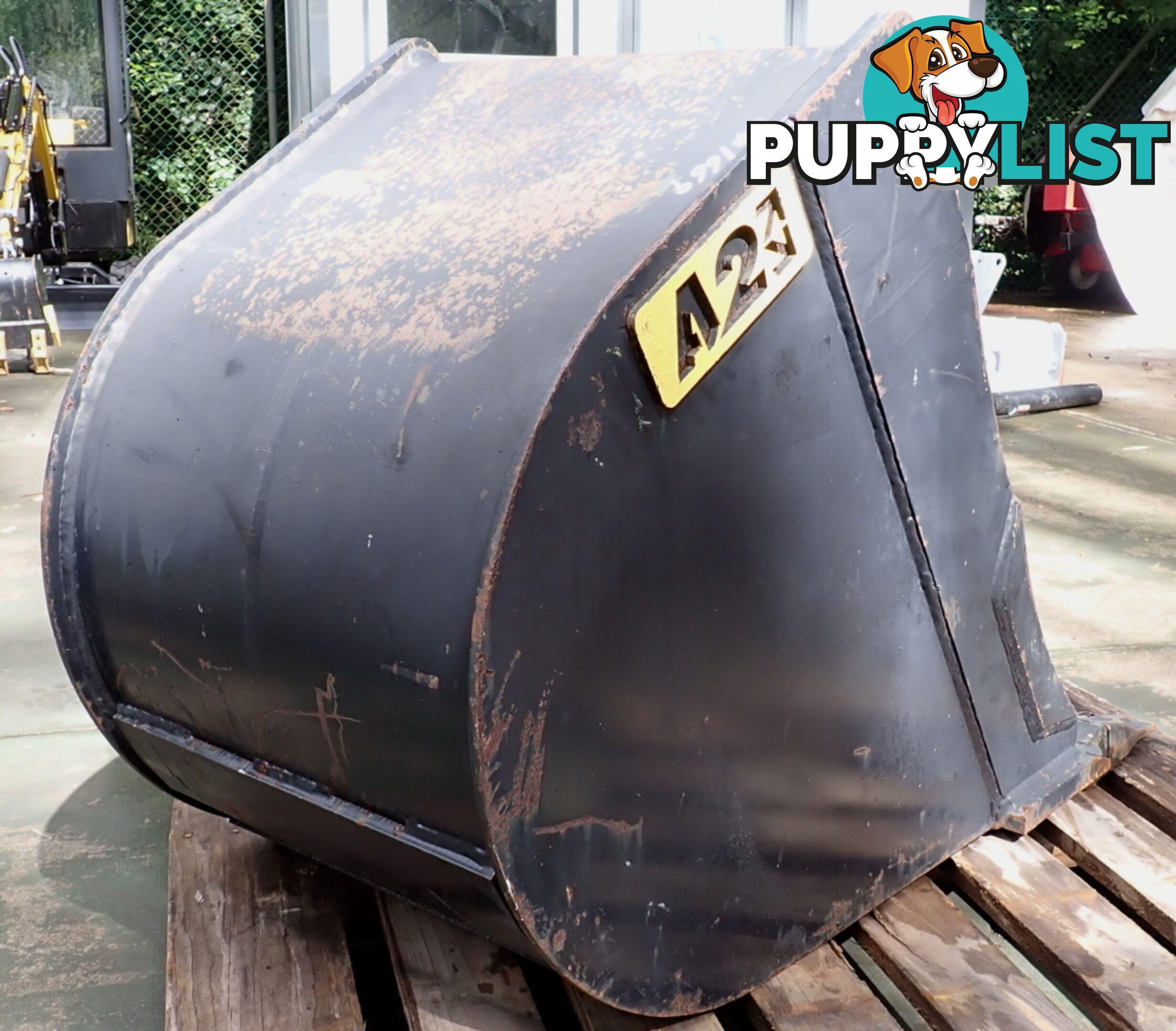 New 4-15 ton 550mm Attach2 Excavator Trenching & GP Bucket, No Headstock