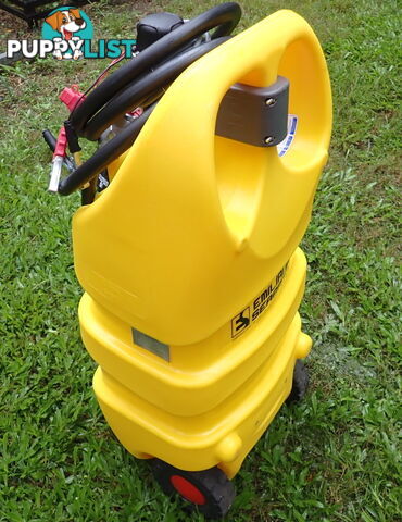 New Italian 110L Diesel Fuel Cell Tank with 12v Pump & Bowser trigger