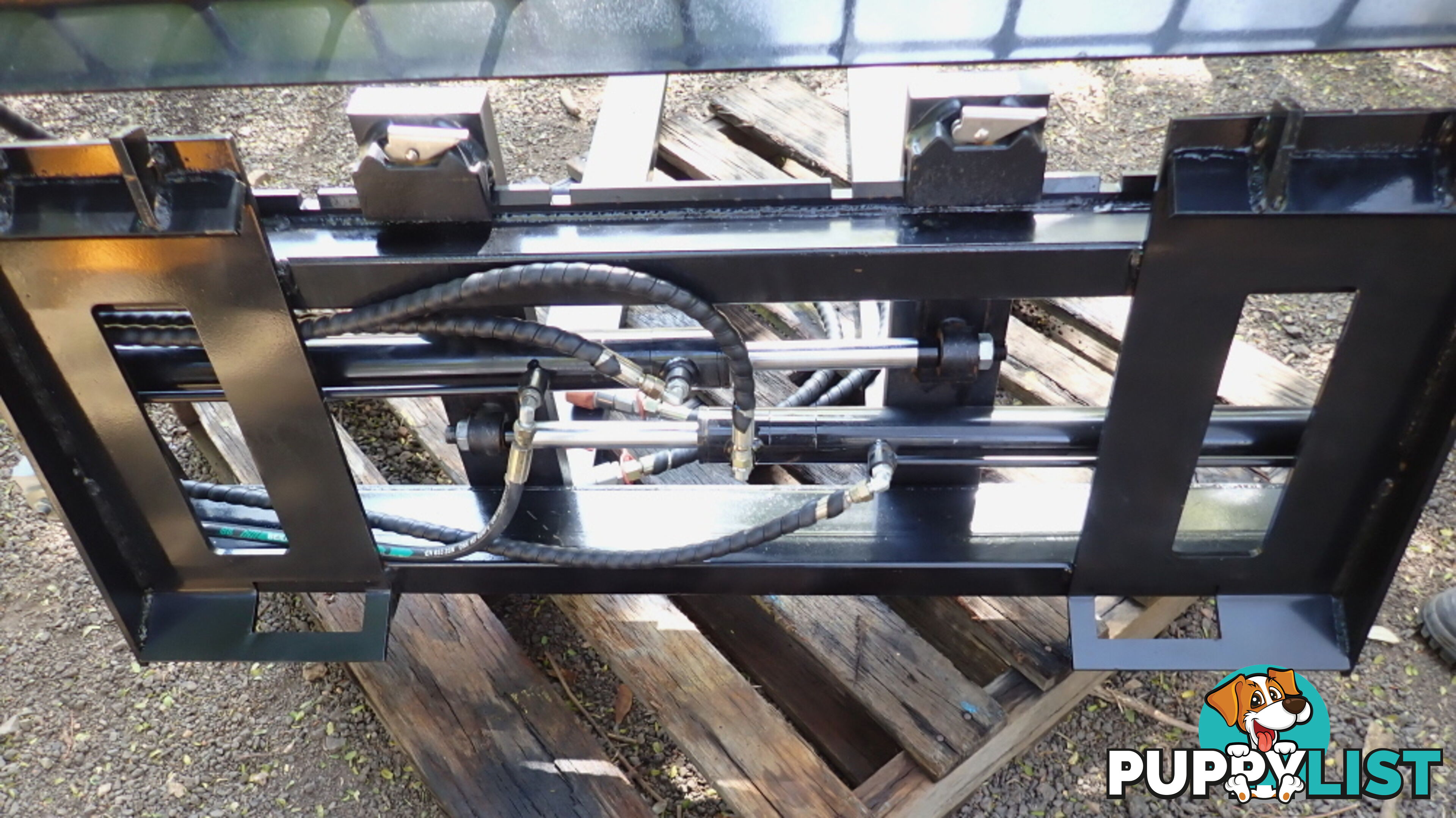 New 1.5 ton Pallet Forks Positioner Skid Steer, Track Loader, Tractor