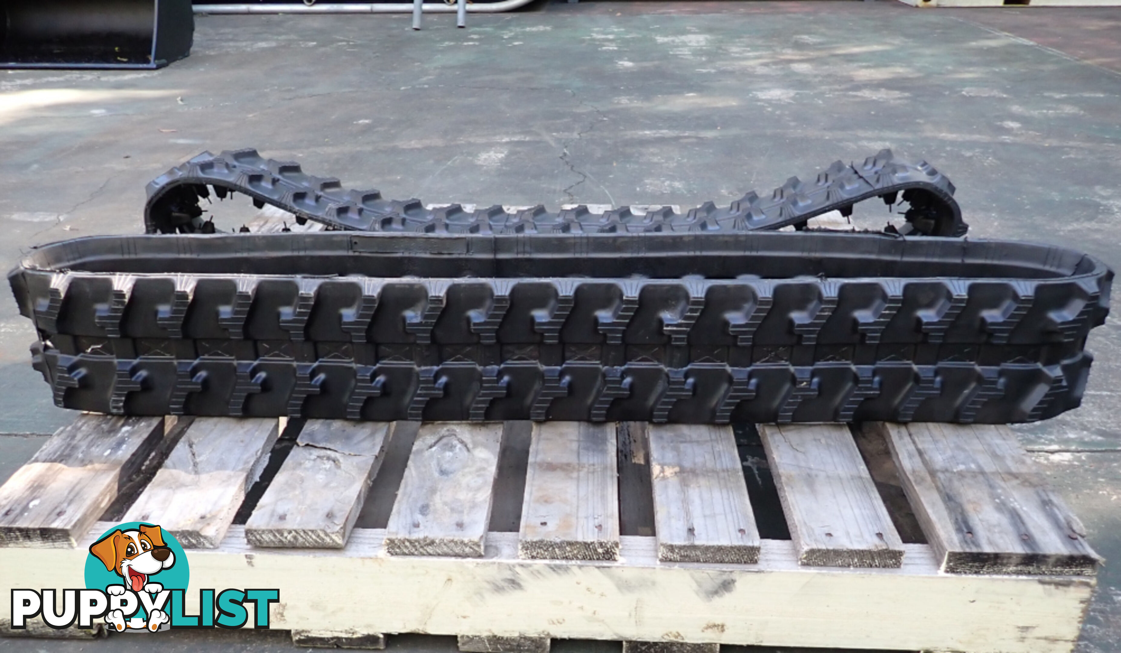 2 New Mini Excavator Rubber Tracks 180x72x37 suit Kobelco, Komatsu, Kubota, Yanmar etc
