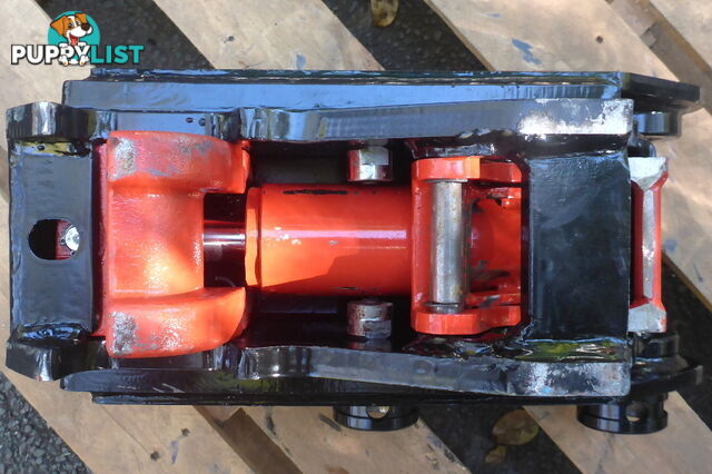 New 3-6 ton (40mm pin) Jaws Hydraulic Excavator Quick Hitch Coupling Case/Hitachi/Kobelco/Kubota etc