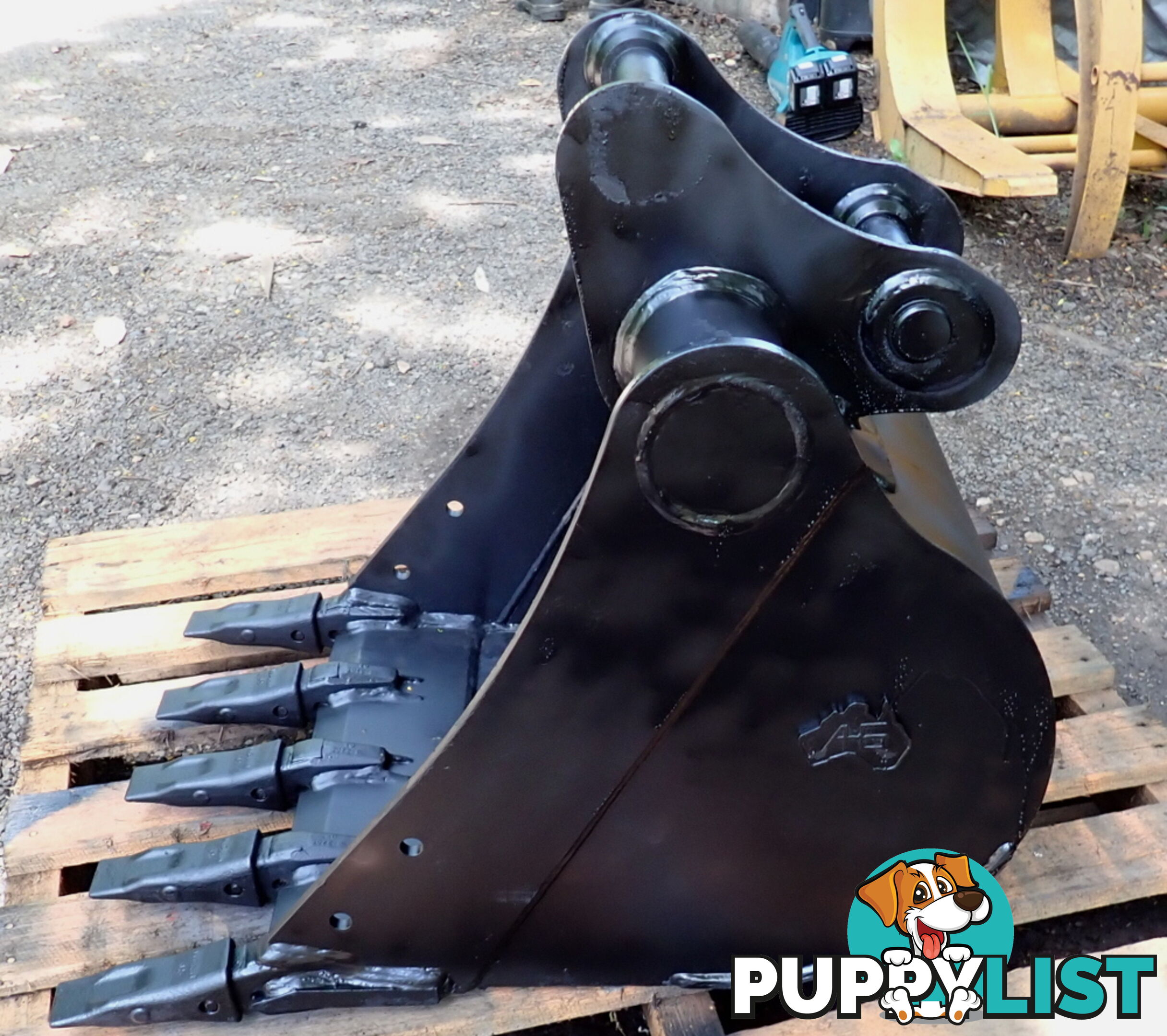 New 3-7 ton (45mm pin, 245mm CtoC) 600mm AHE Excavator Digging GP Bucket