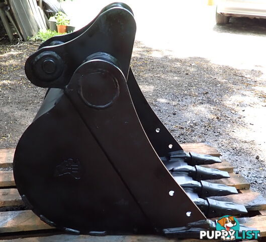 New 3-7 ton (45mm pin, 245mm CtoC) 600mm AHE Excavator Digging GP Bucket